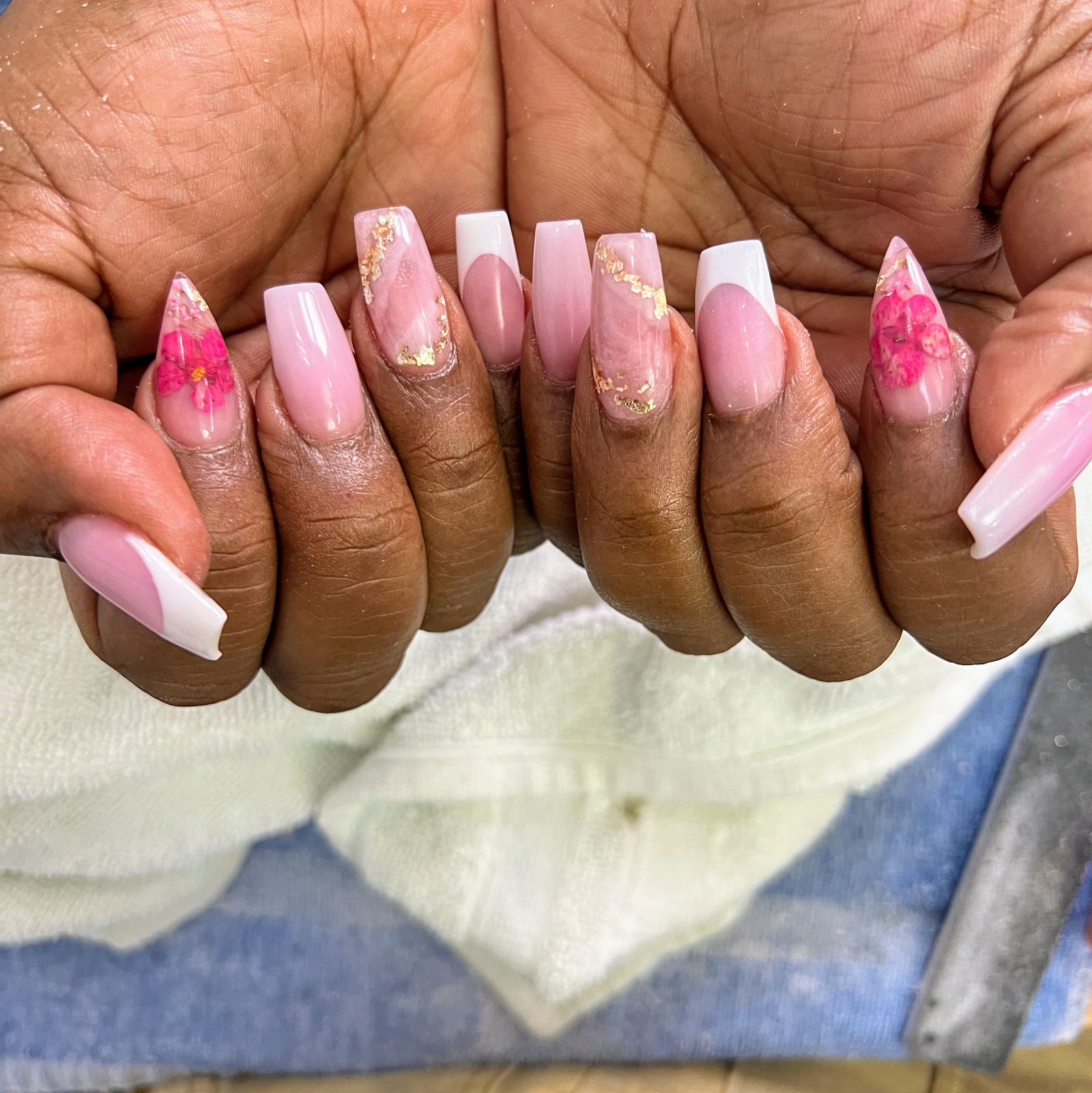 Essence Nail Spa nail photo 8